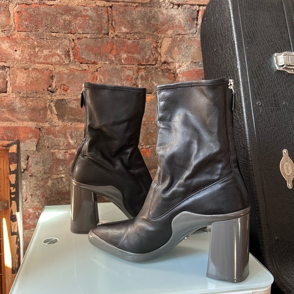 Prada leather Y2K rubber sole boots 38 / 7.5 - Picture 2 of 10
